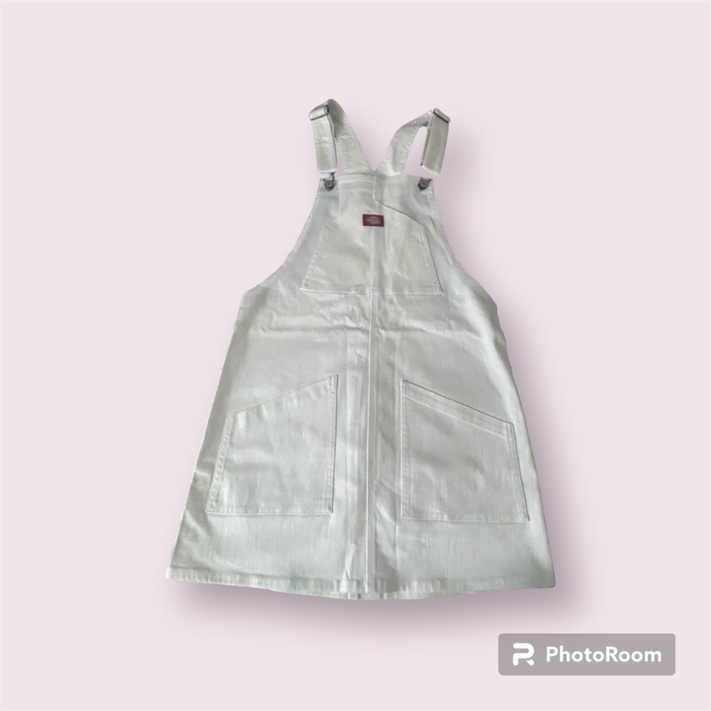 Overall skirt